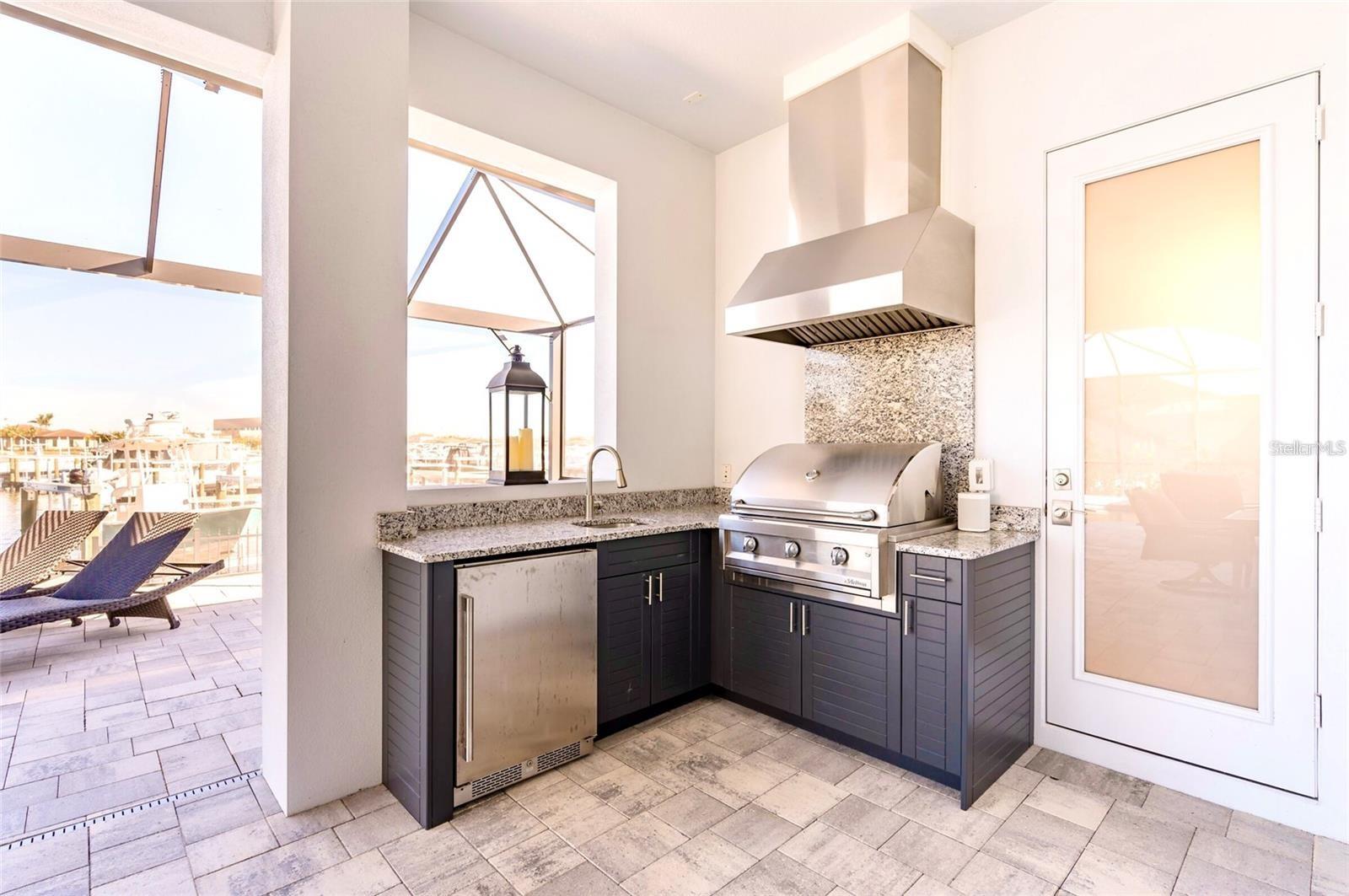 SANCTUARY COVE - Residential