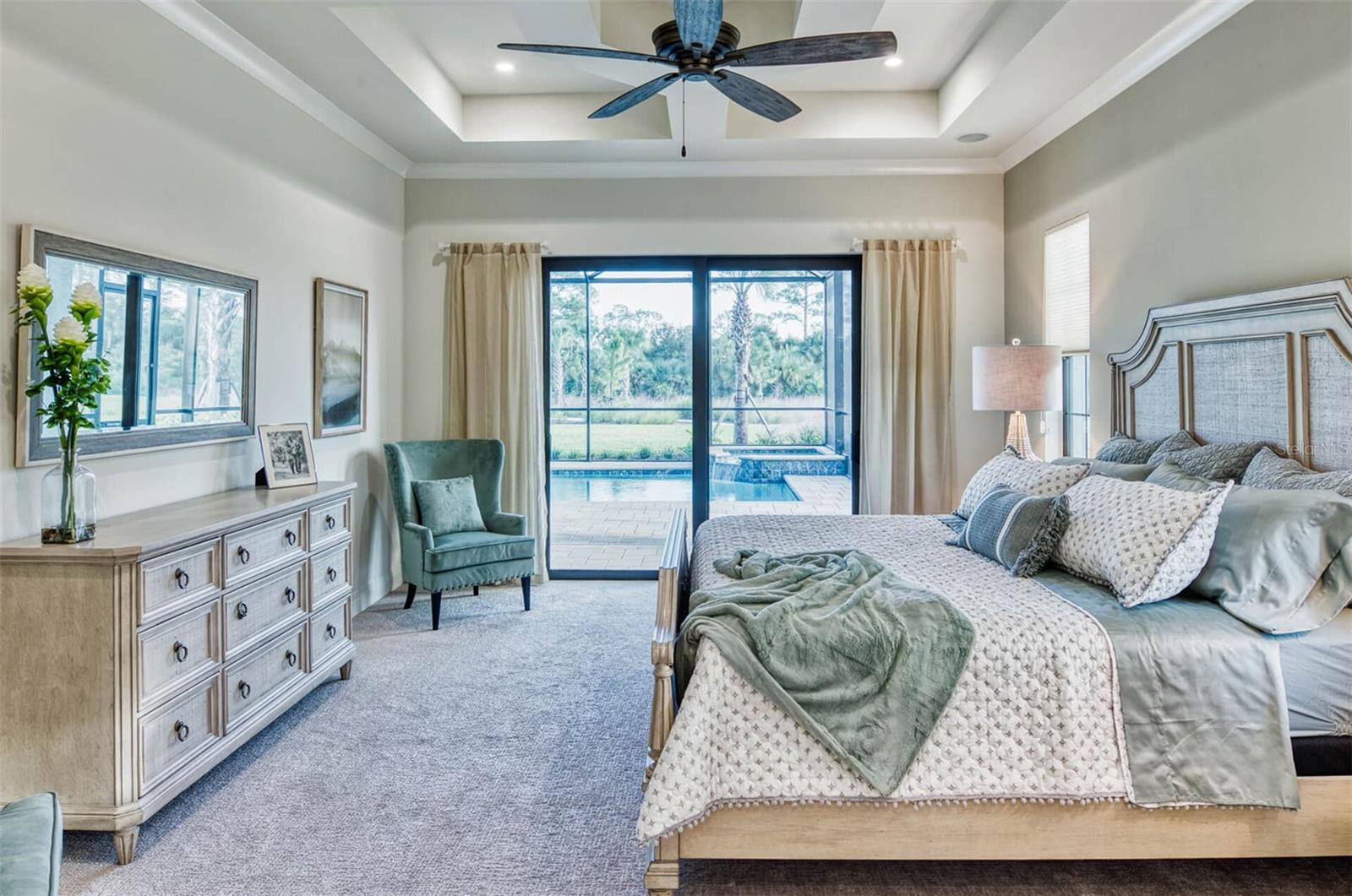 SANCTUARY COVE - Residential