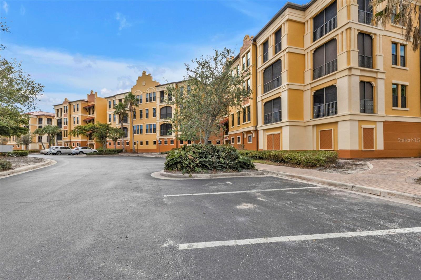 95 VIVANTE BOULEVARD 9542