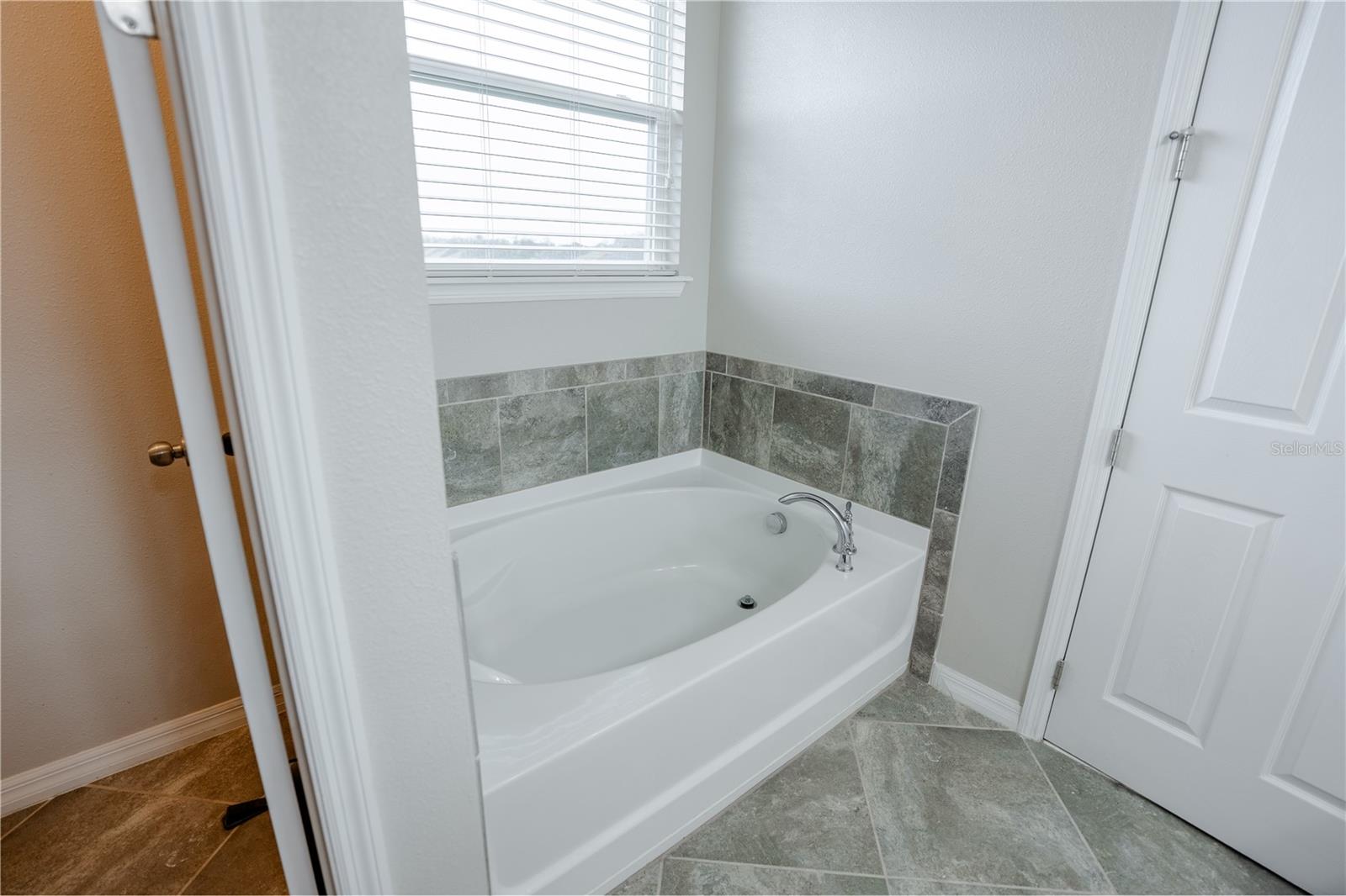 SERA BELLA - Residential