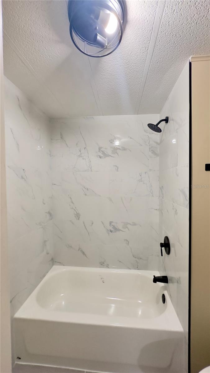 SILVER SPGS VILLAGE - Residential