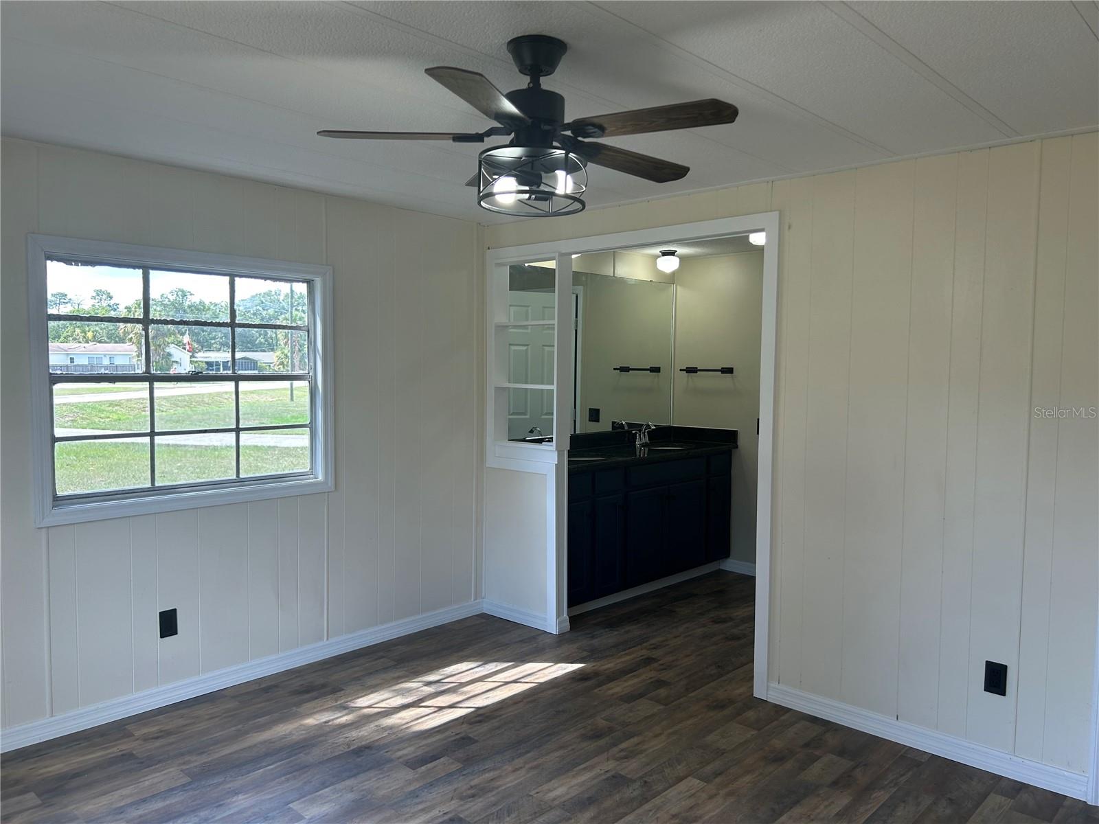 SILVER SPGS VILLAGE - Residential