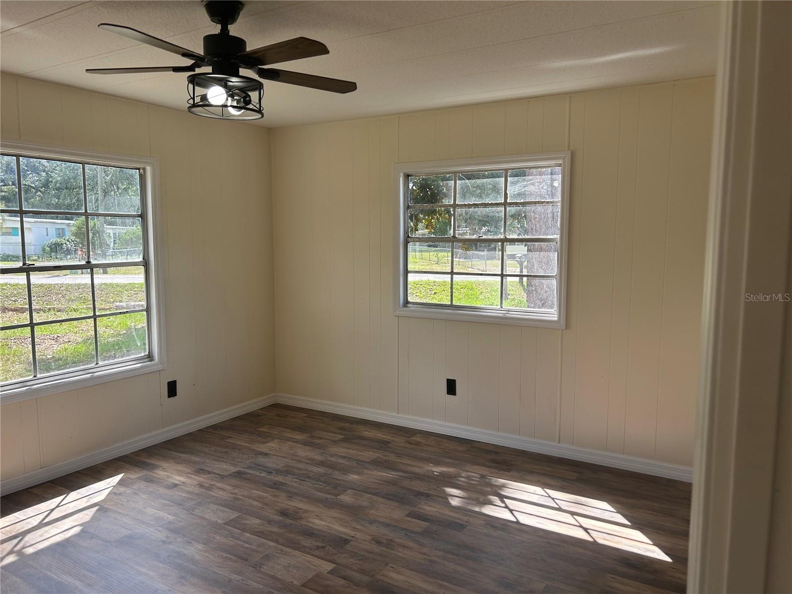 SILVER SPGS VILLAGE - Residential