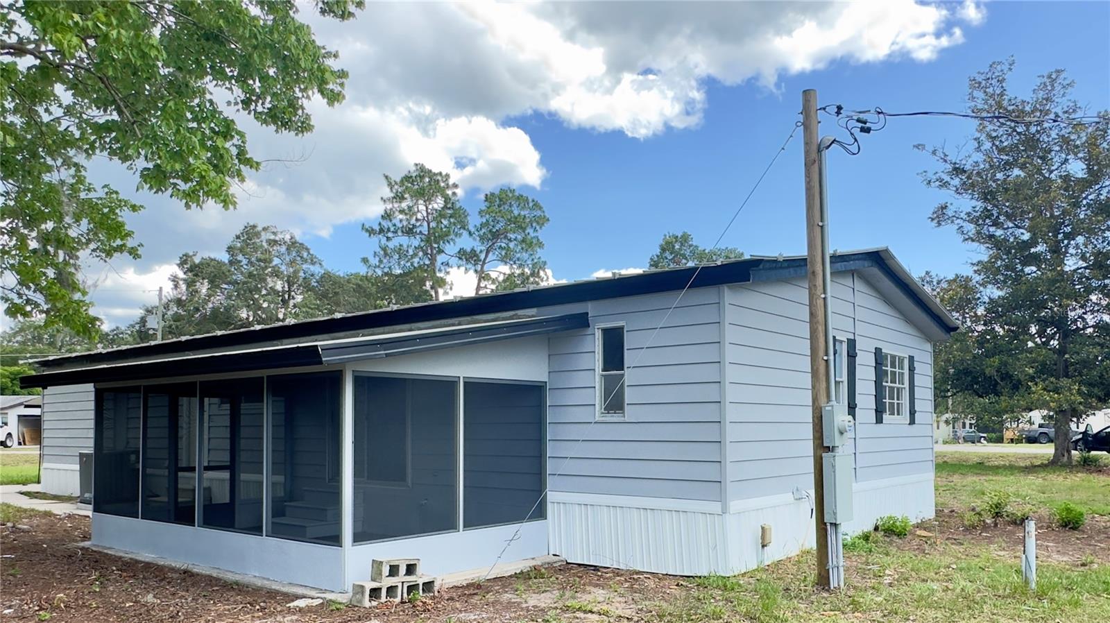 SILVER SPGS VILLAGE - Residential