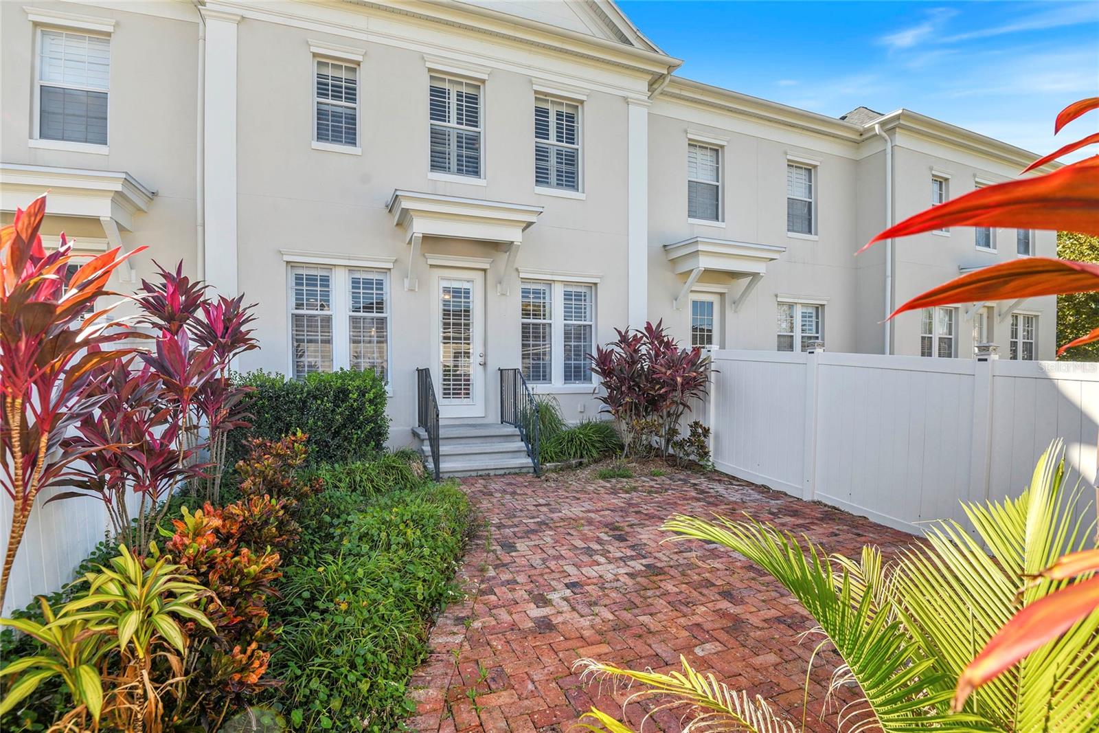 BALDWIN PARK 6 - Residential Lease