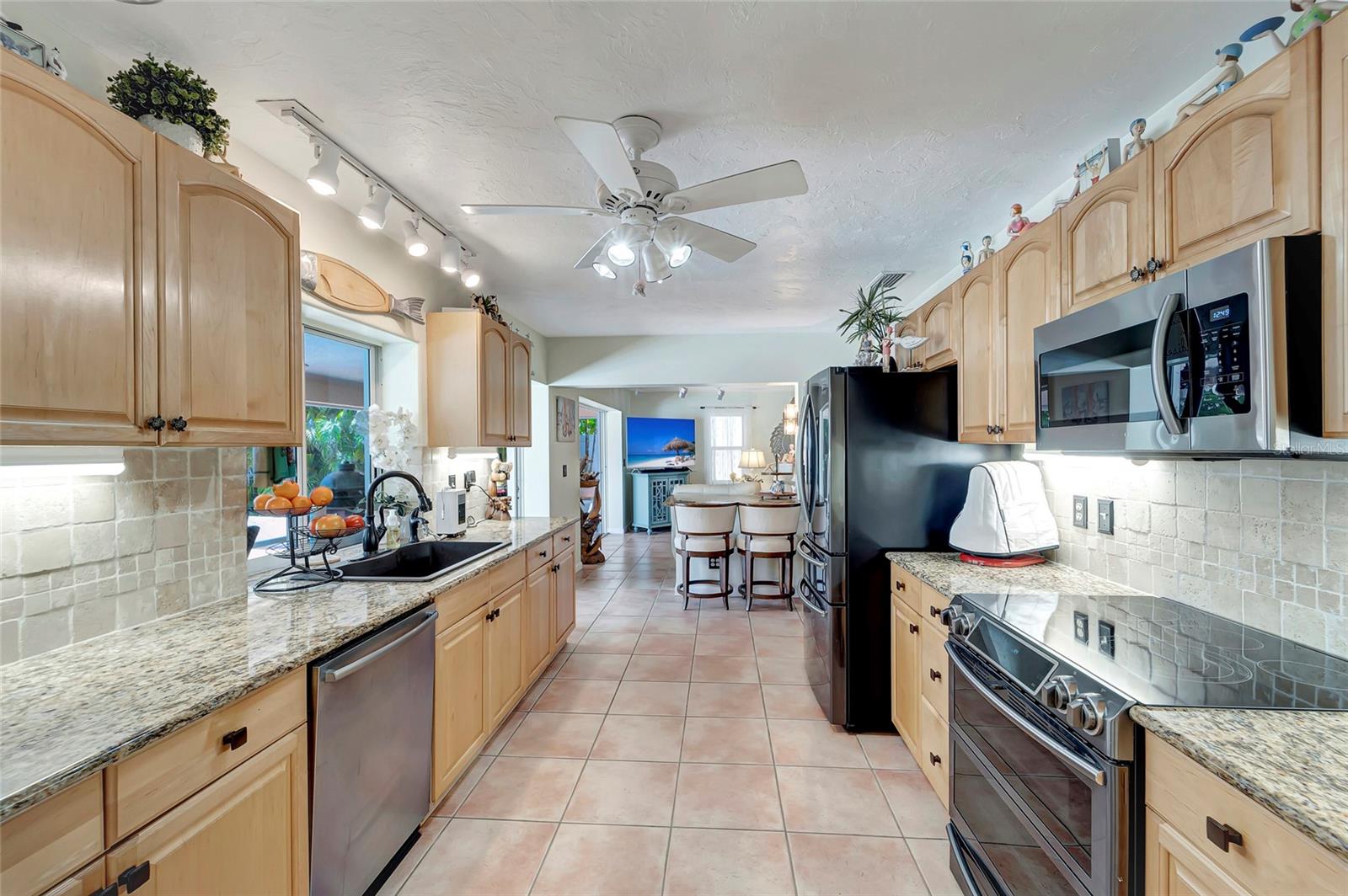 SARASOTA BEACH - Residential