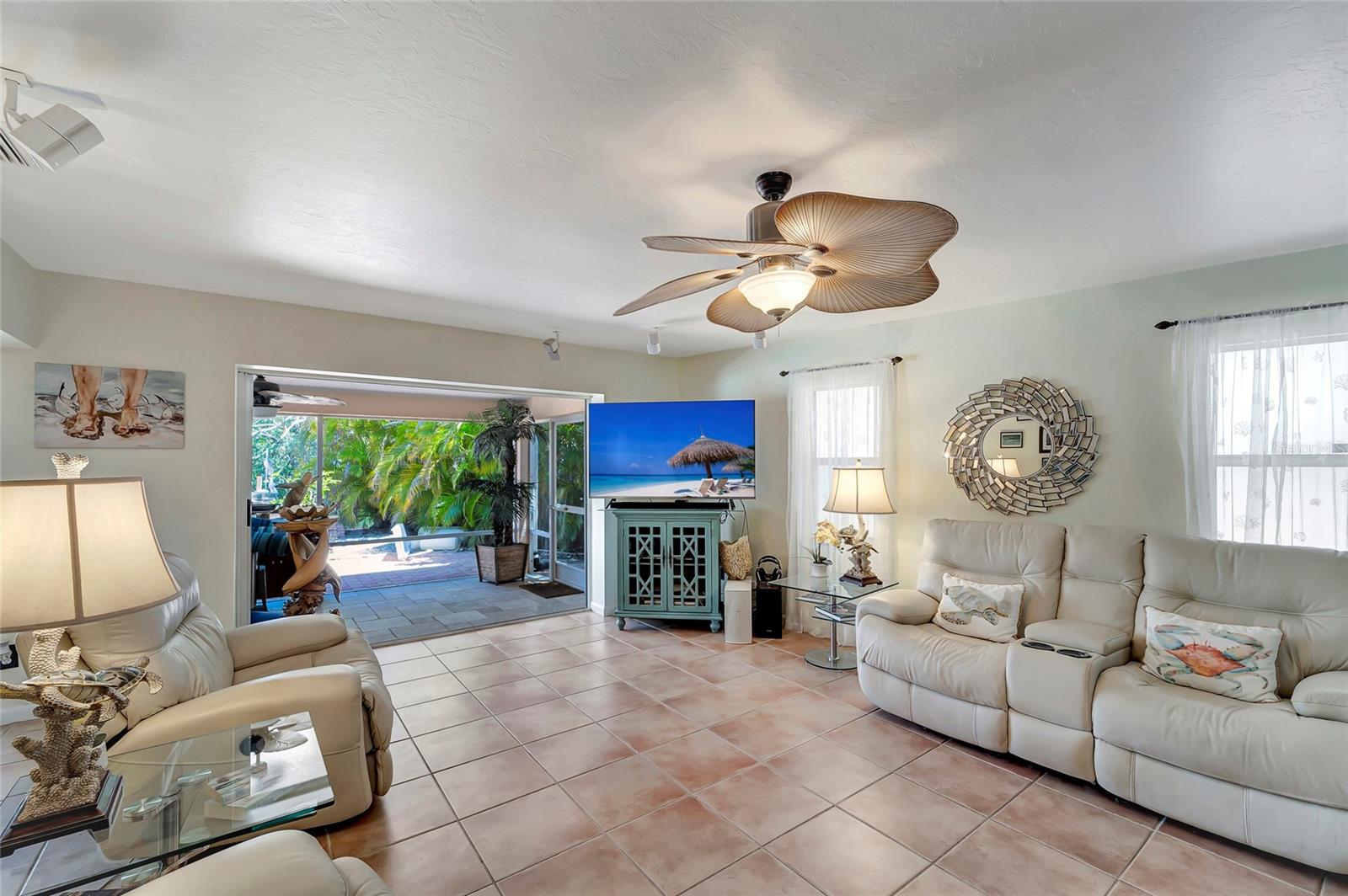 SARASOTA BEACH - Residential