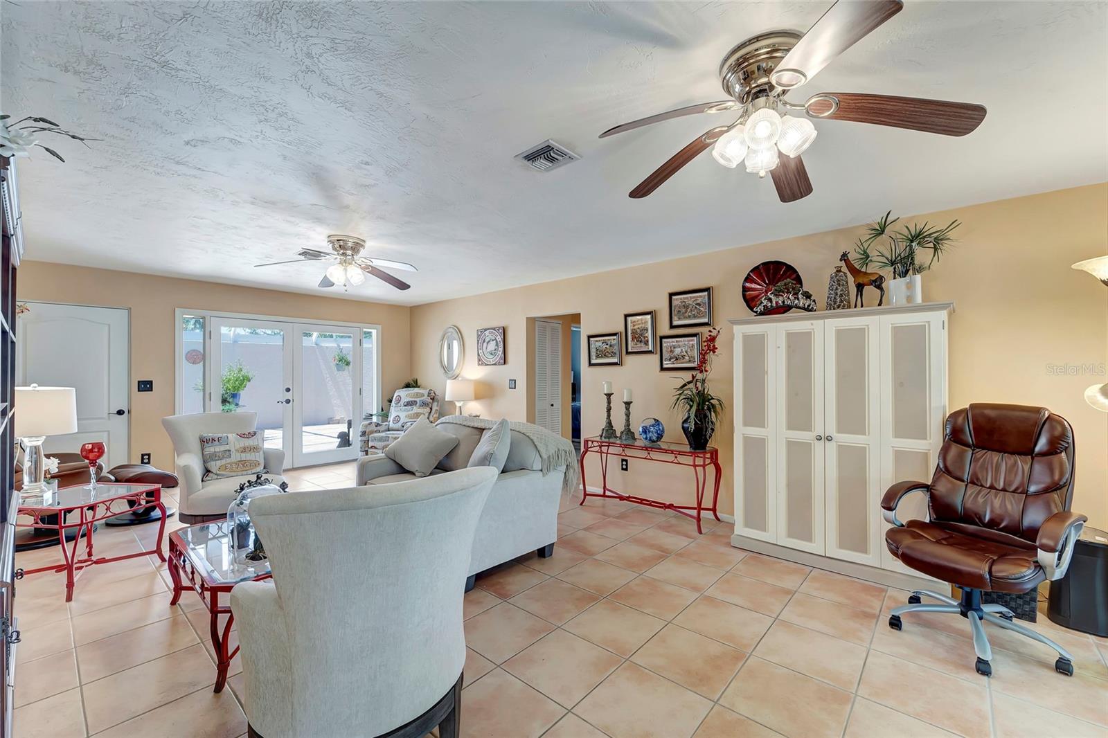 SARASOTA BEACH - Residential