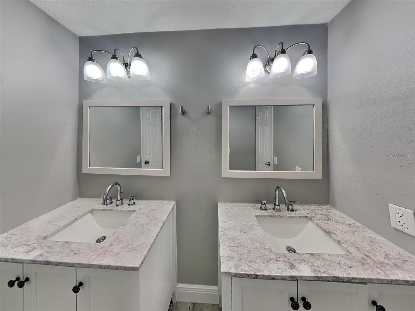 DEER RUN UNIT 10 - Residential Lease