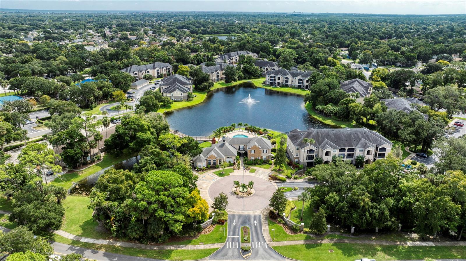VILLAGGIO ON LAKES - Residential