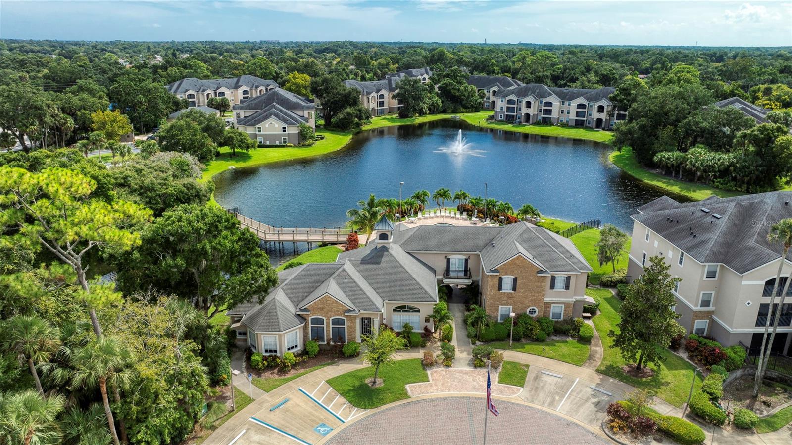 VILLAGGIO ON LAKES - Residential