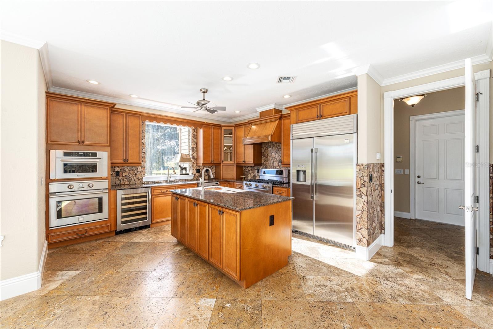 SADDLEBROOK EQUESTRIAN PARK - Residential