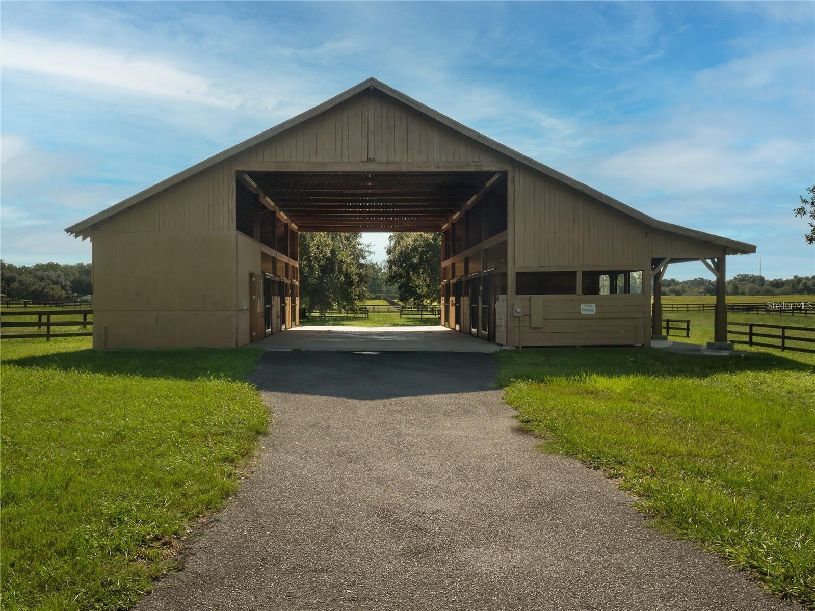 SADDLEBROOK EQUESTRIAN PARK - Residential