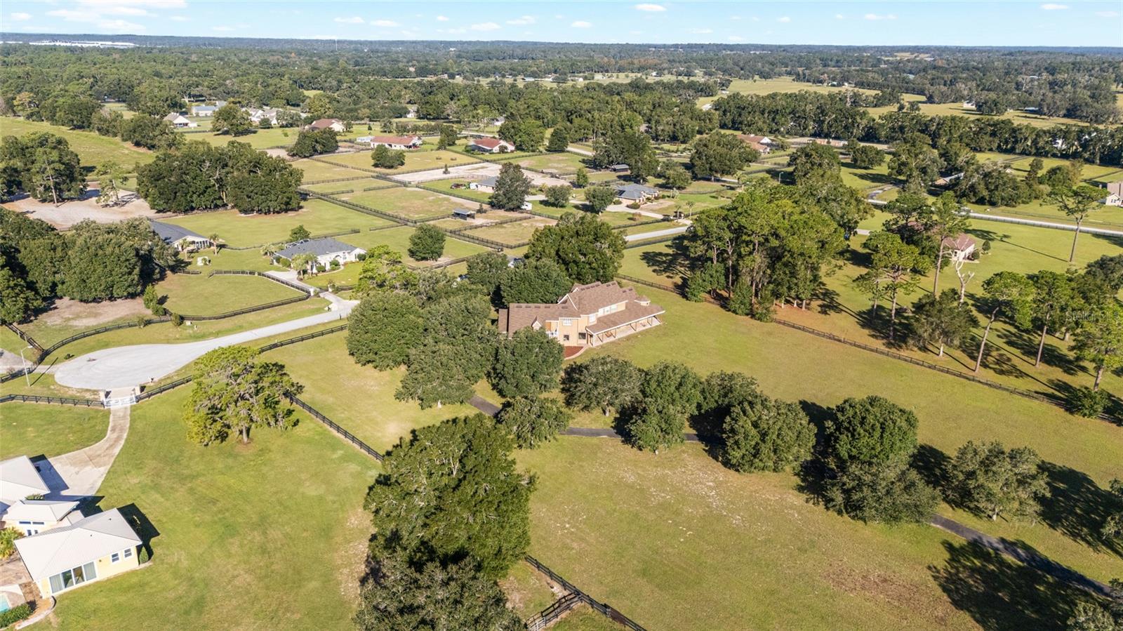 SADDLEBROOK EQUESTRIAN PARK - Residential