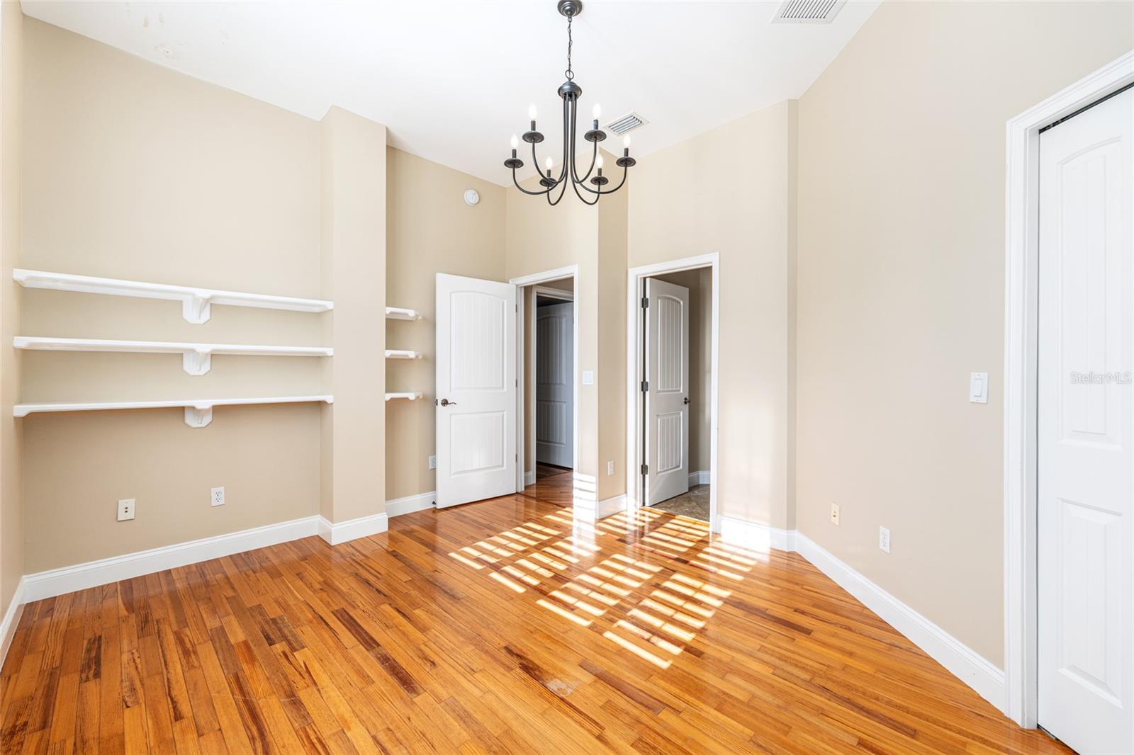 SADDLEBROOK EQUESTRIAN PARK - Residential