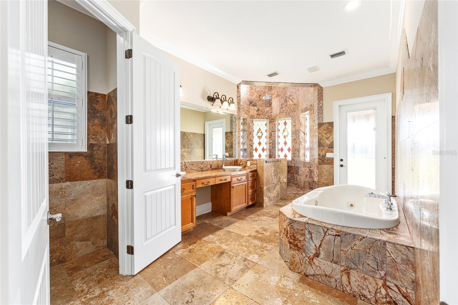 SADDLEBROOK EQUESTRIAN PARK - Residential
