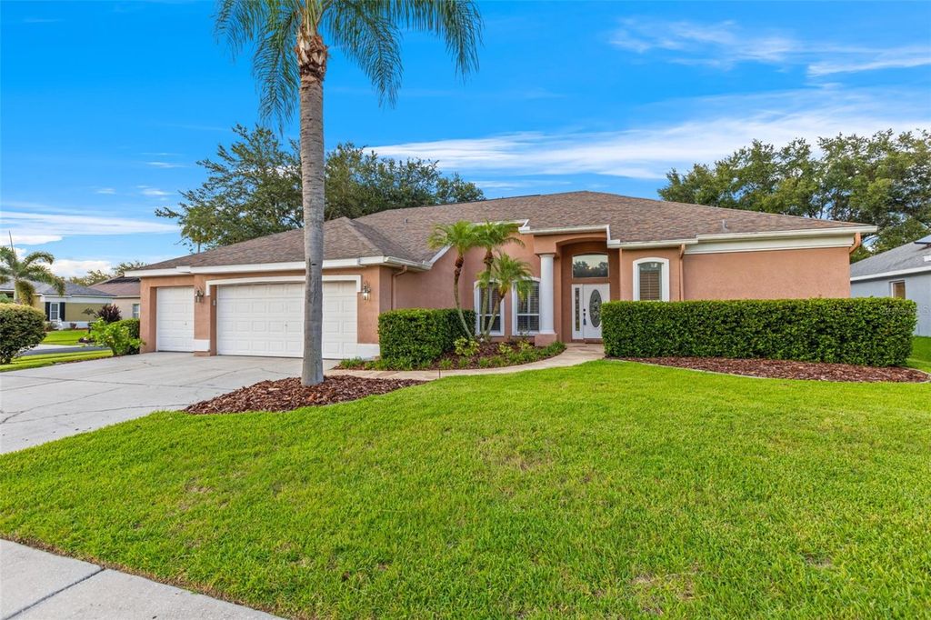 Photo of 1525 Crooked Stick Drive, Valrico, FL 33596 (MLS # TB8505657)