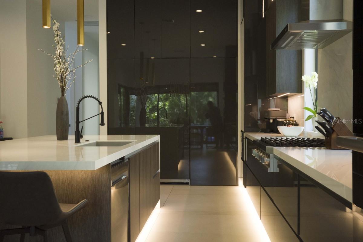 BEACH PARK ANNEX - Residential