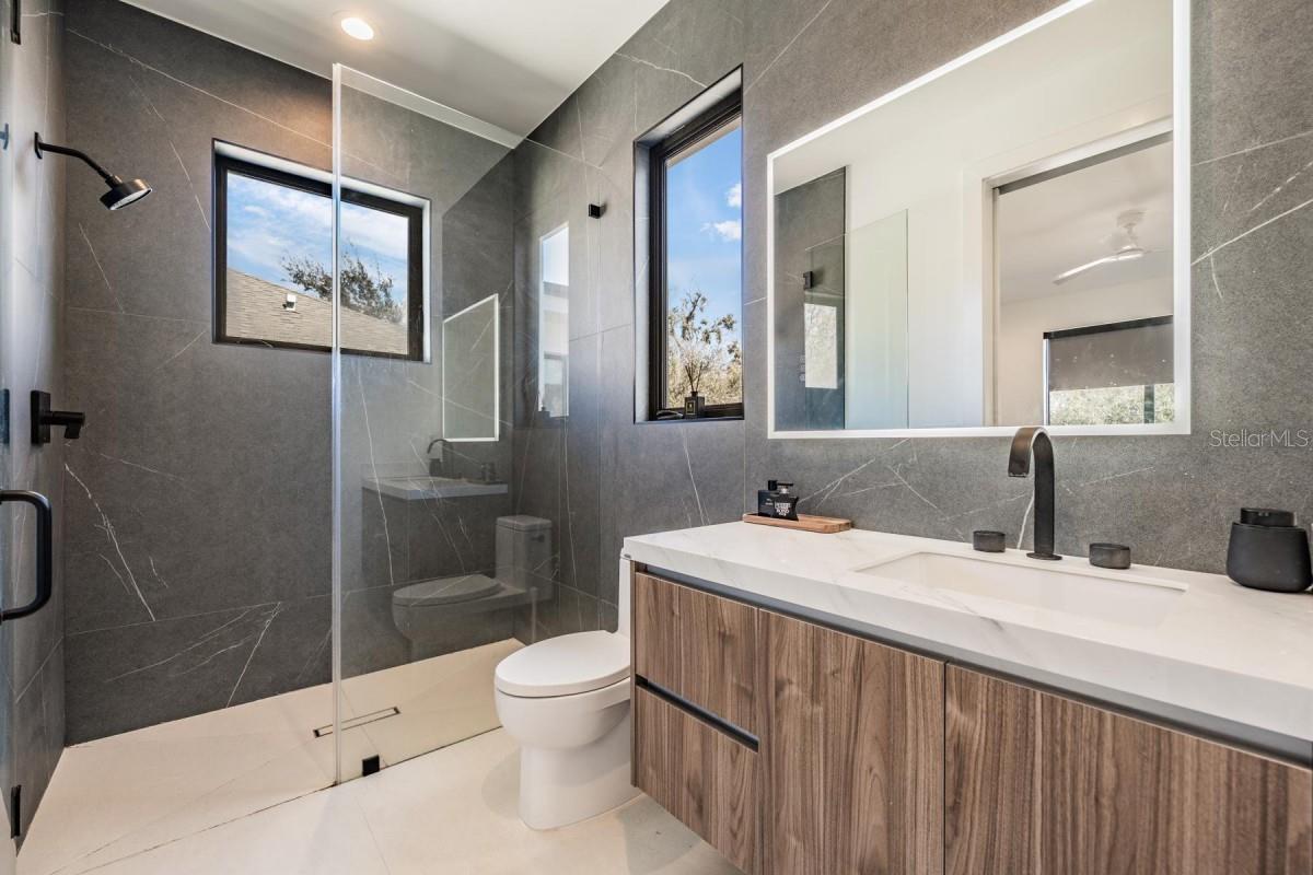 BEACH PARK ANNEX - Residential