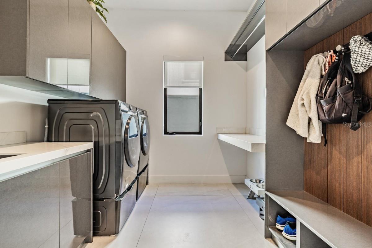 BEACH PARK ANNEX - Residential