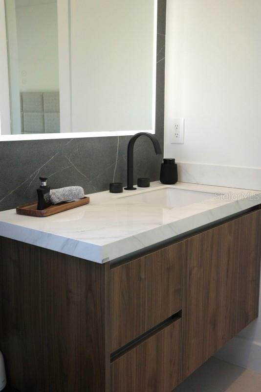 BEACH PARK ANNEX - Residential