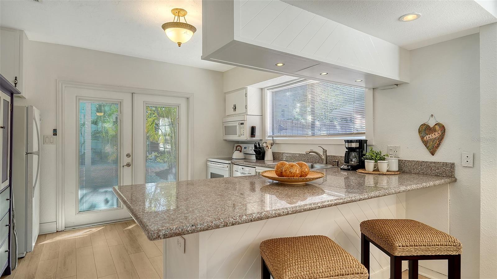 MARBLES W O CORR OF - Residential