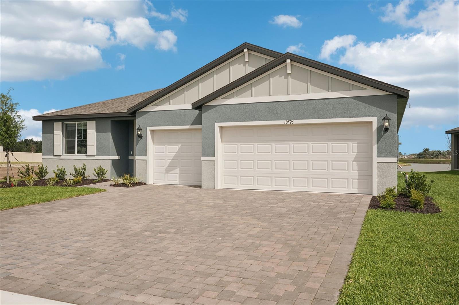 OAKFIELD TRAILS - Residential