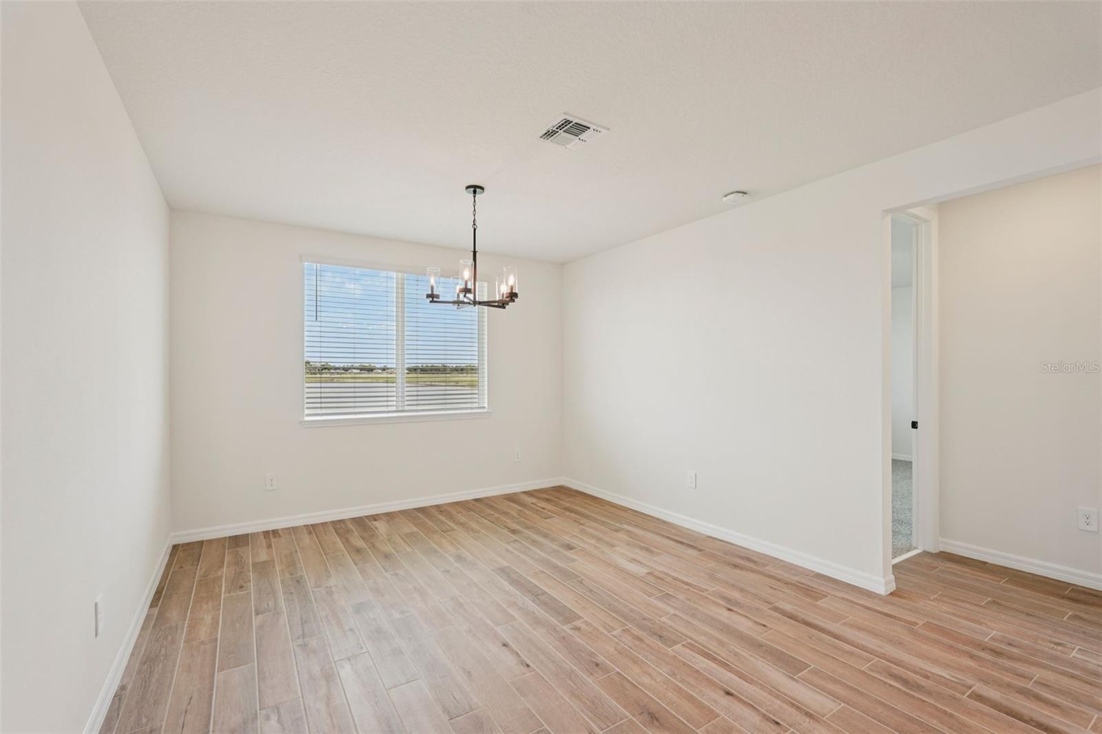 OAKFIELD TRAILS - Residential