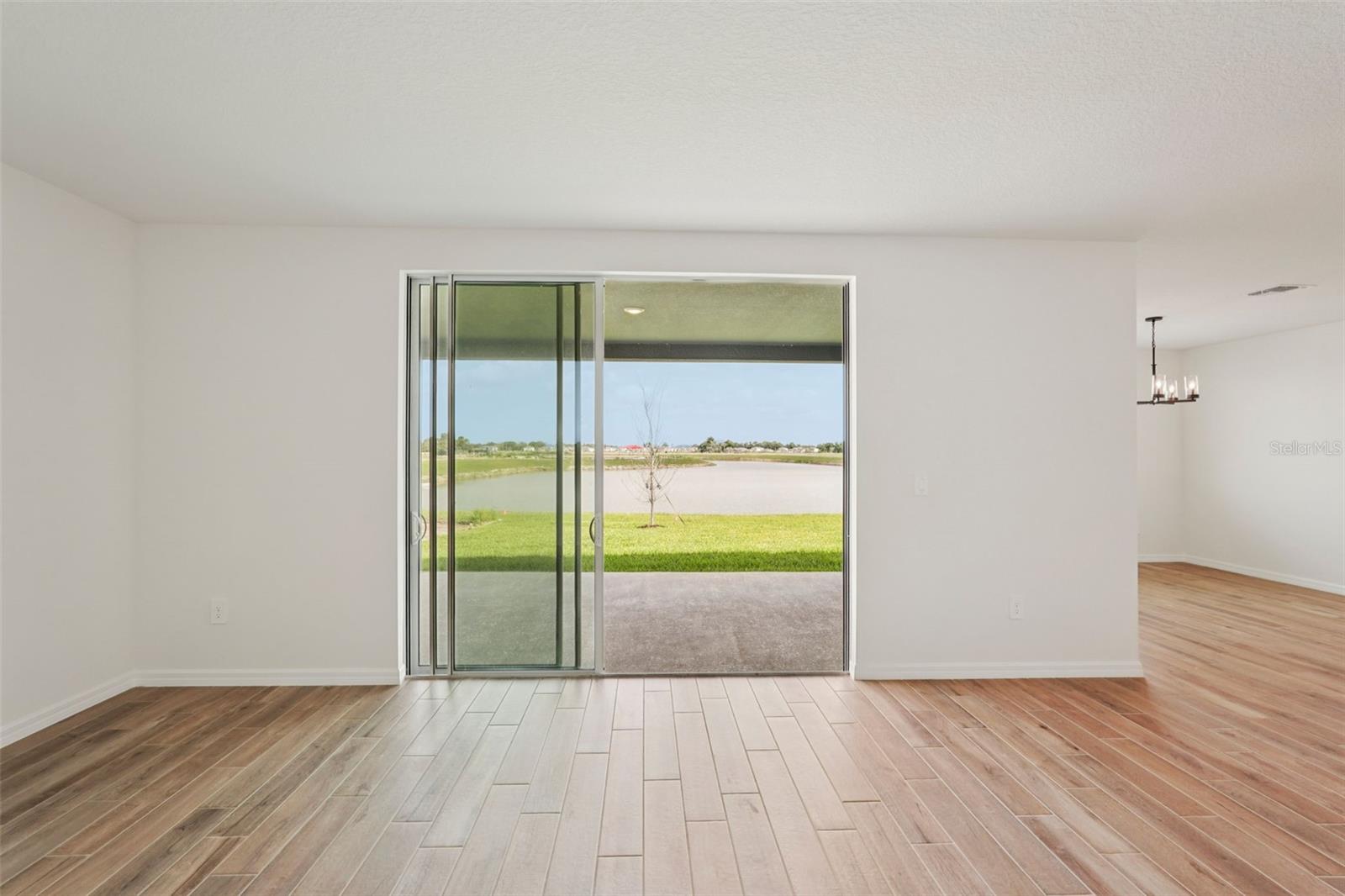 OAKFIELD TRAILS - Residential
