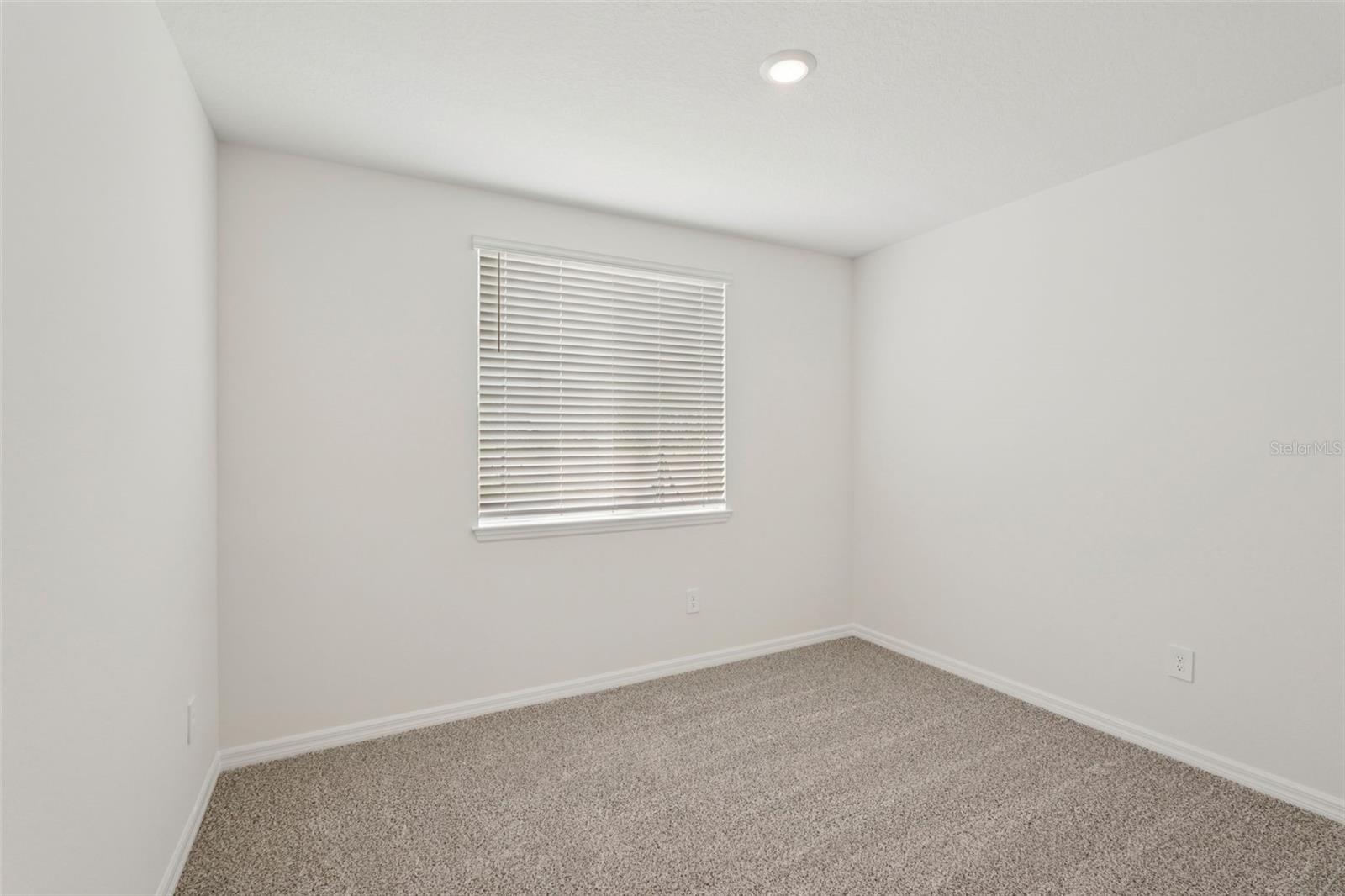 OAKFIELD TRAILS - Residential