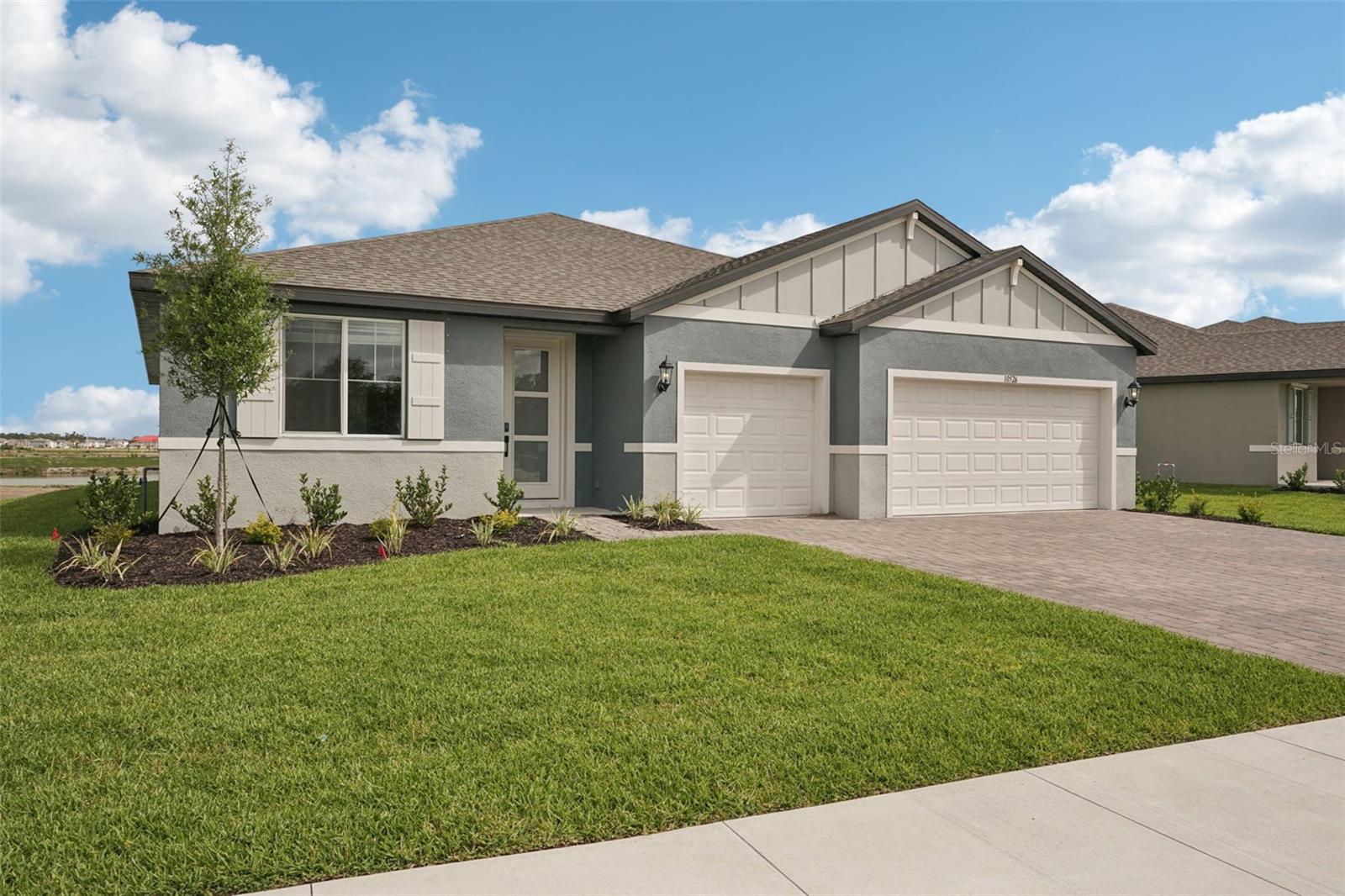 OAKFIELD TRAILS - Residential