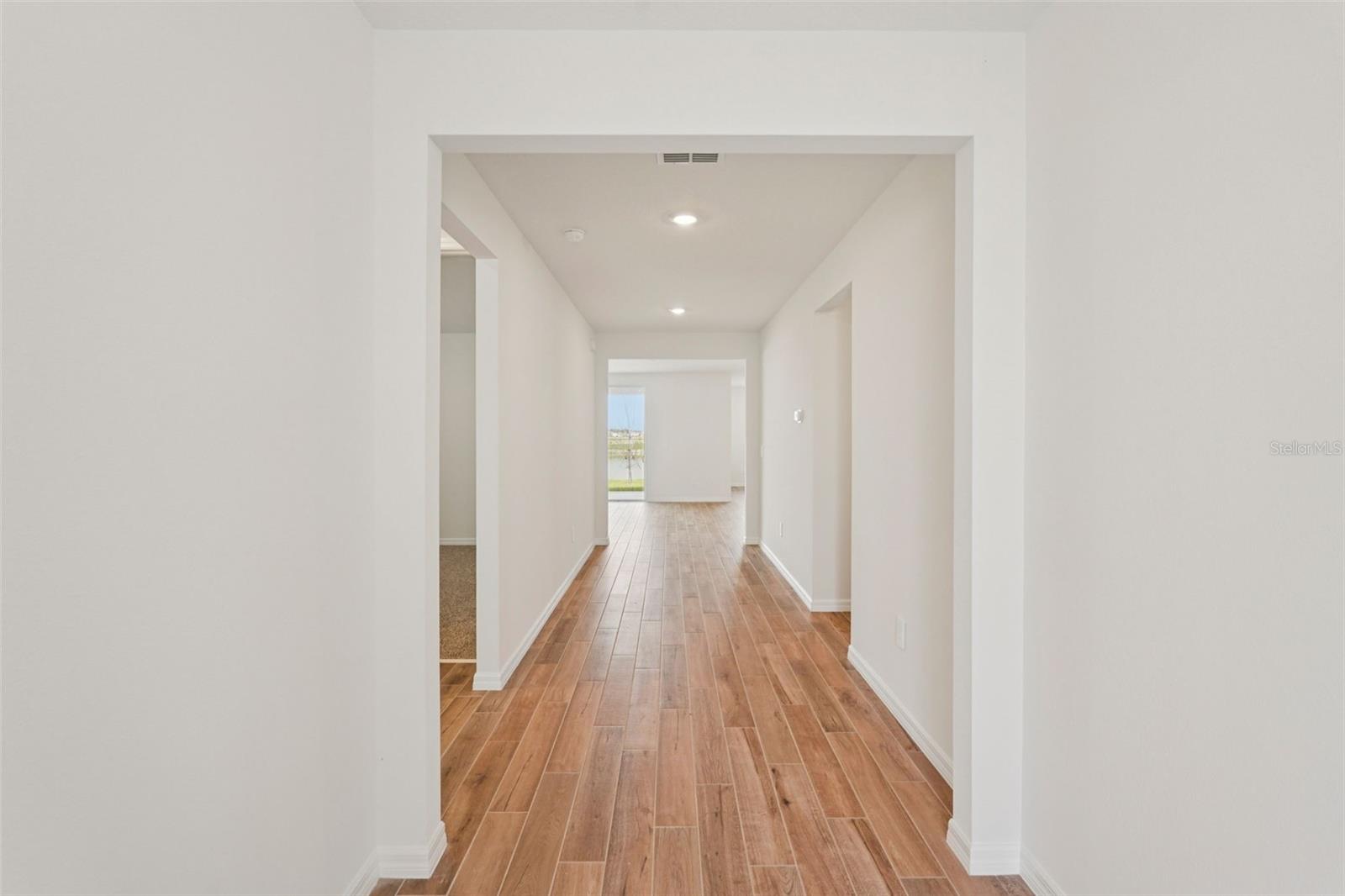 OAKFIELD TRAILS - Residential