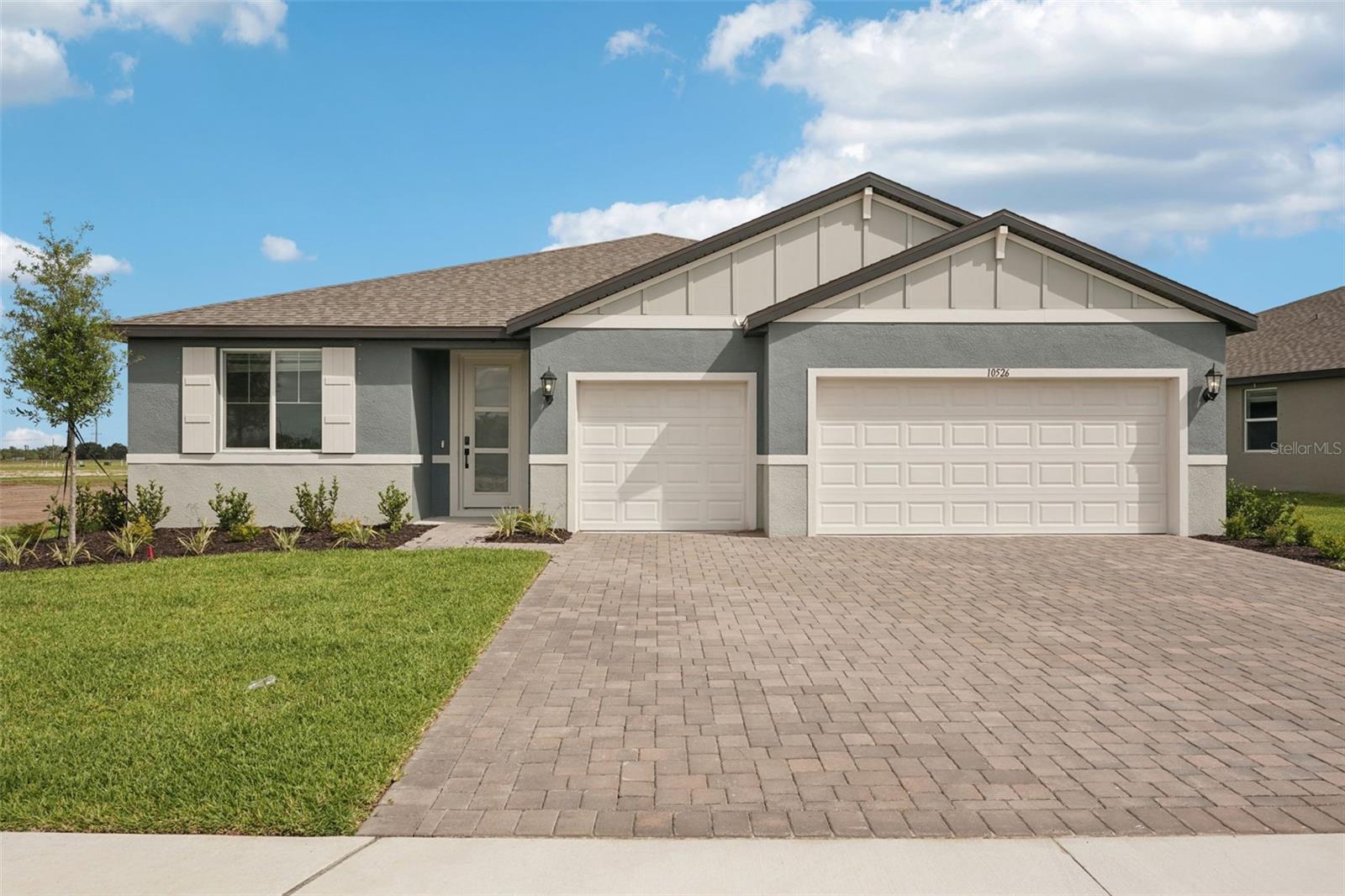 OAKFIELD TRAILS - Residential