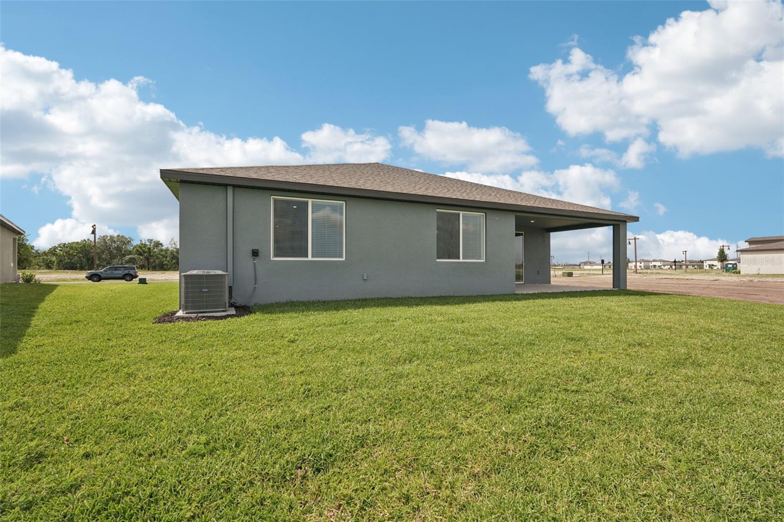 OAKFIELD TRAILS - Residential
