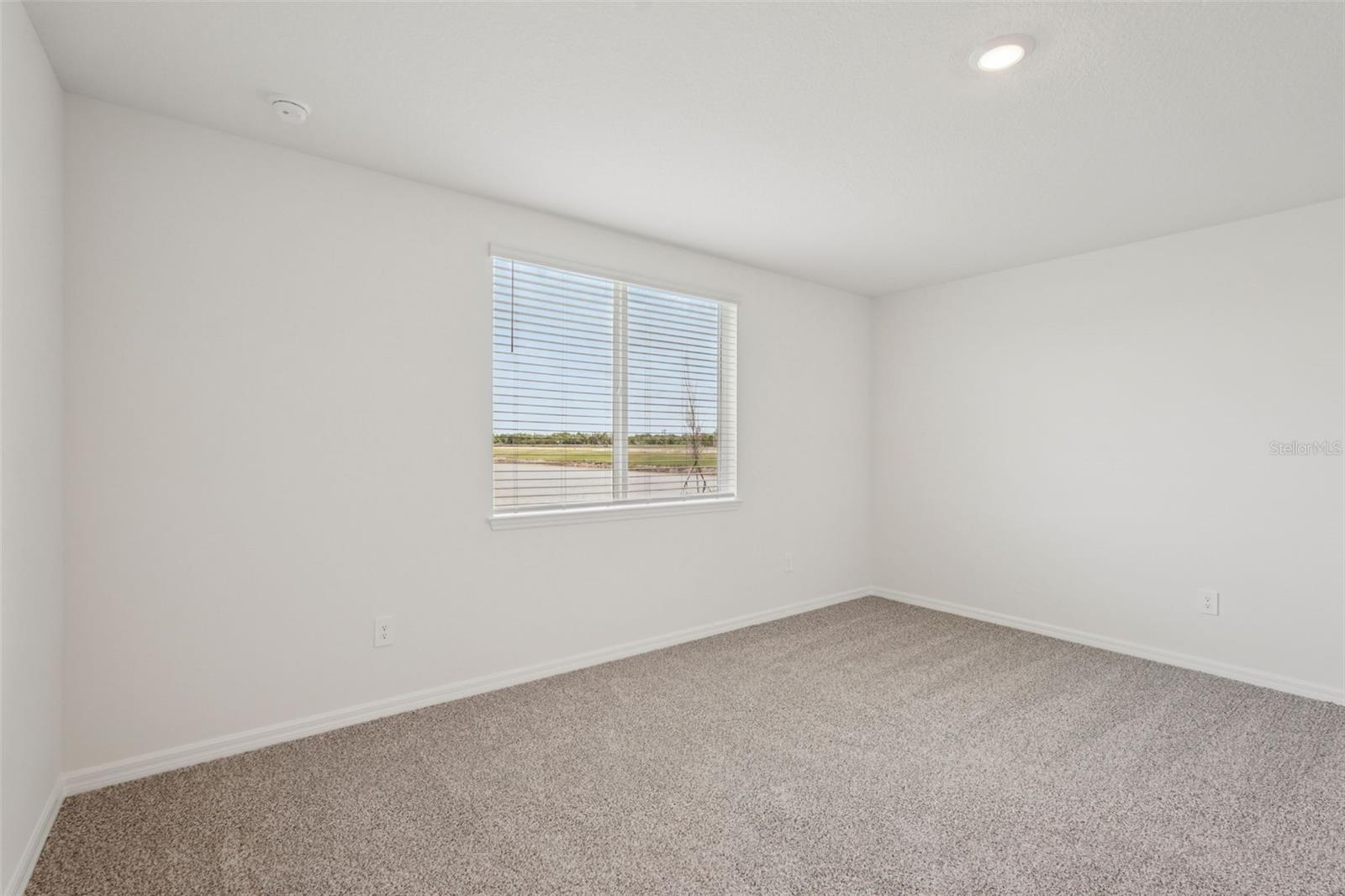 OAKFIELD TRAILS - Residential