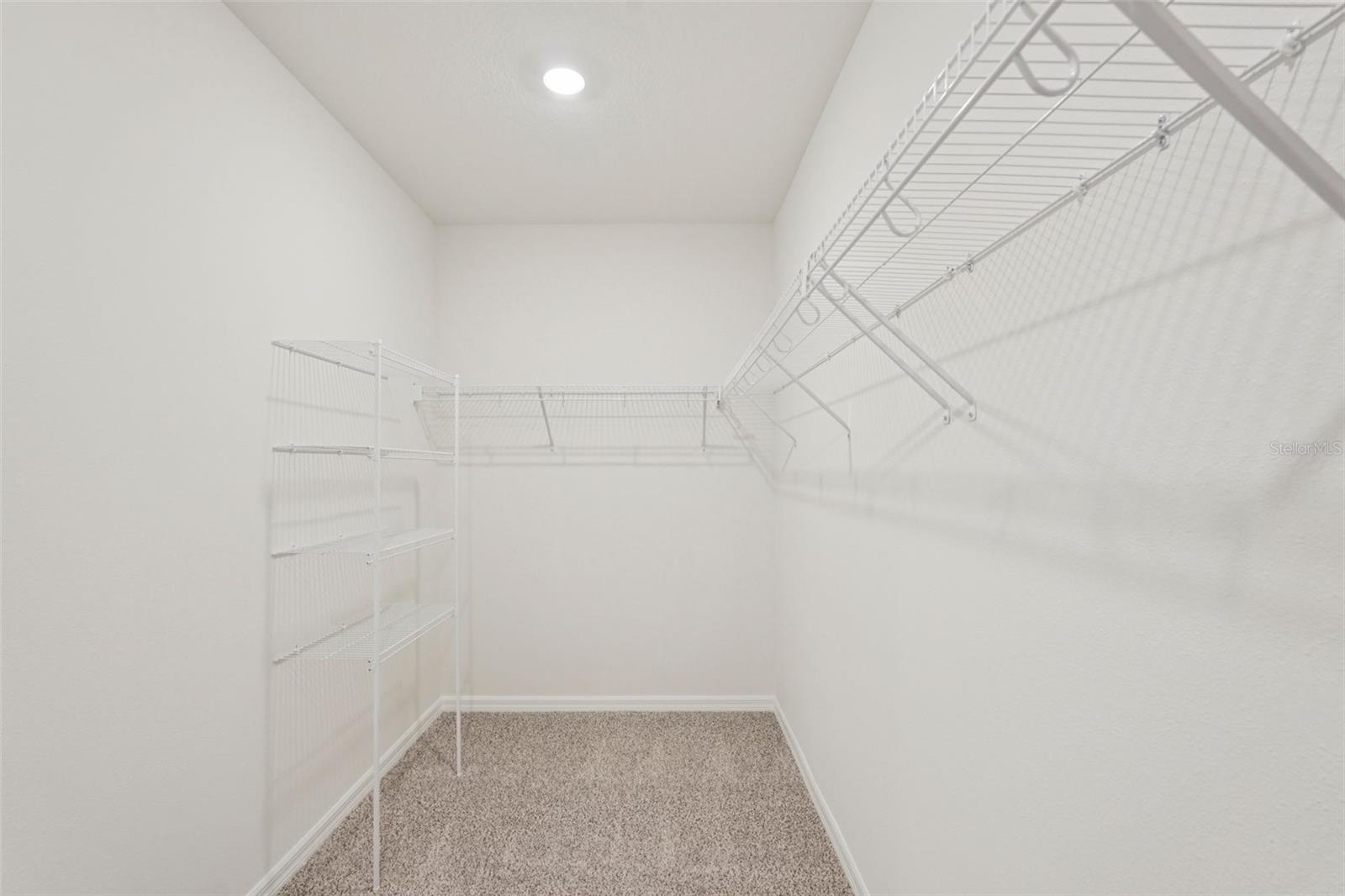 OAKFIELD TRAILS - Residential