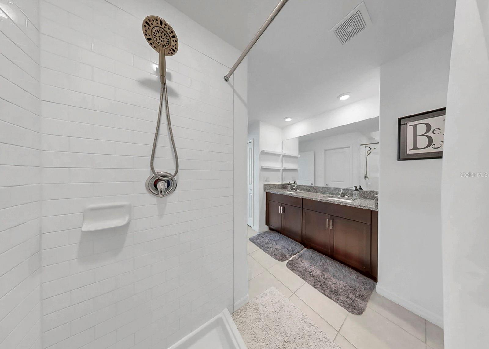 TRIPLE CRK VILLAGE N & P - Residential