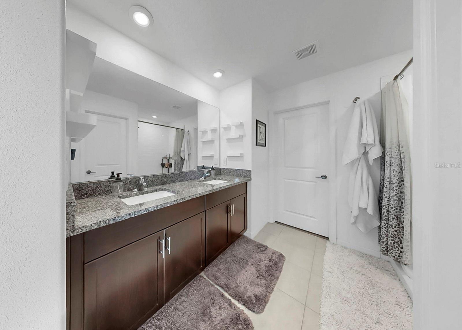 TRIPLE CRK VILLAGE N & P - Residential