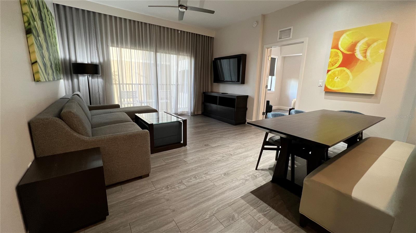 14501 GROVE RESORT AVENUE 2233