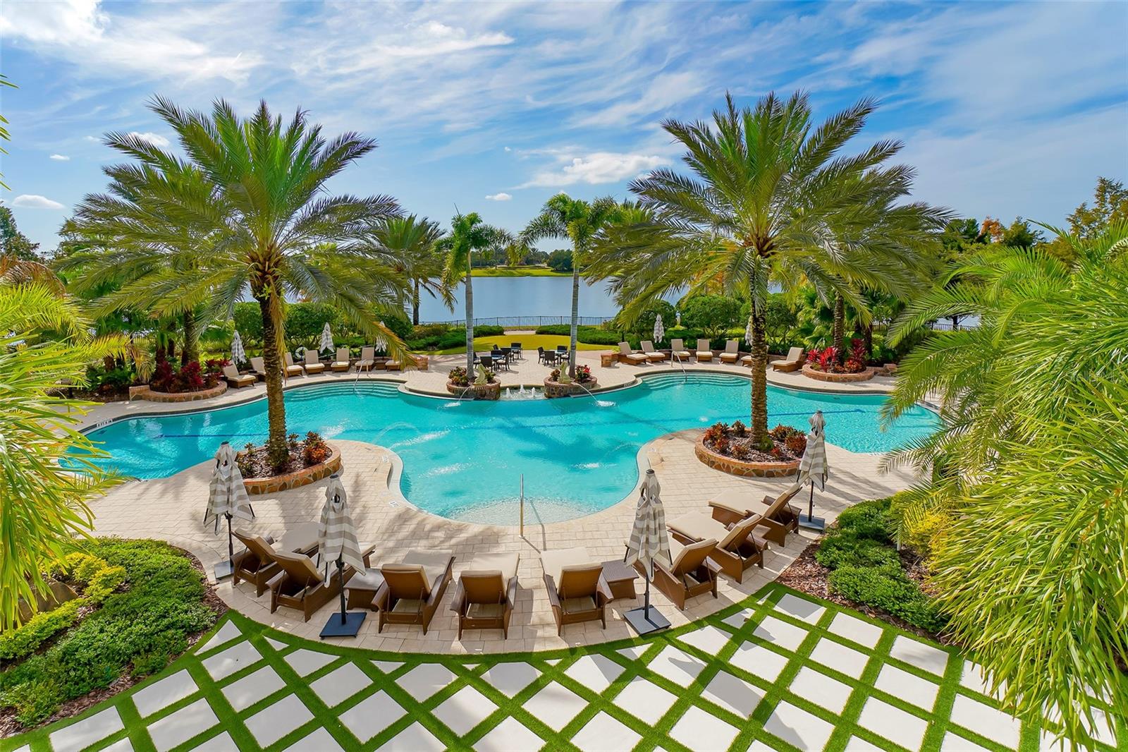 LAKE CLUB PH I - Residential