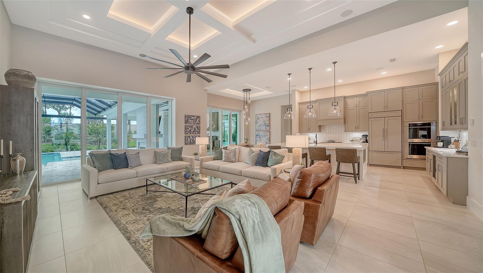 LAKE CLUB PH I - Residential