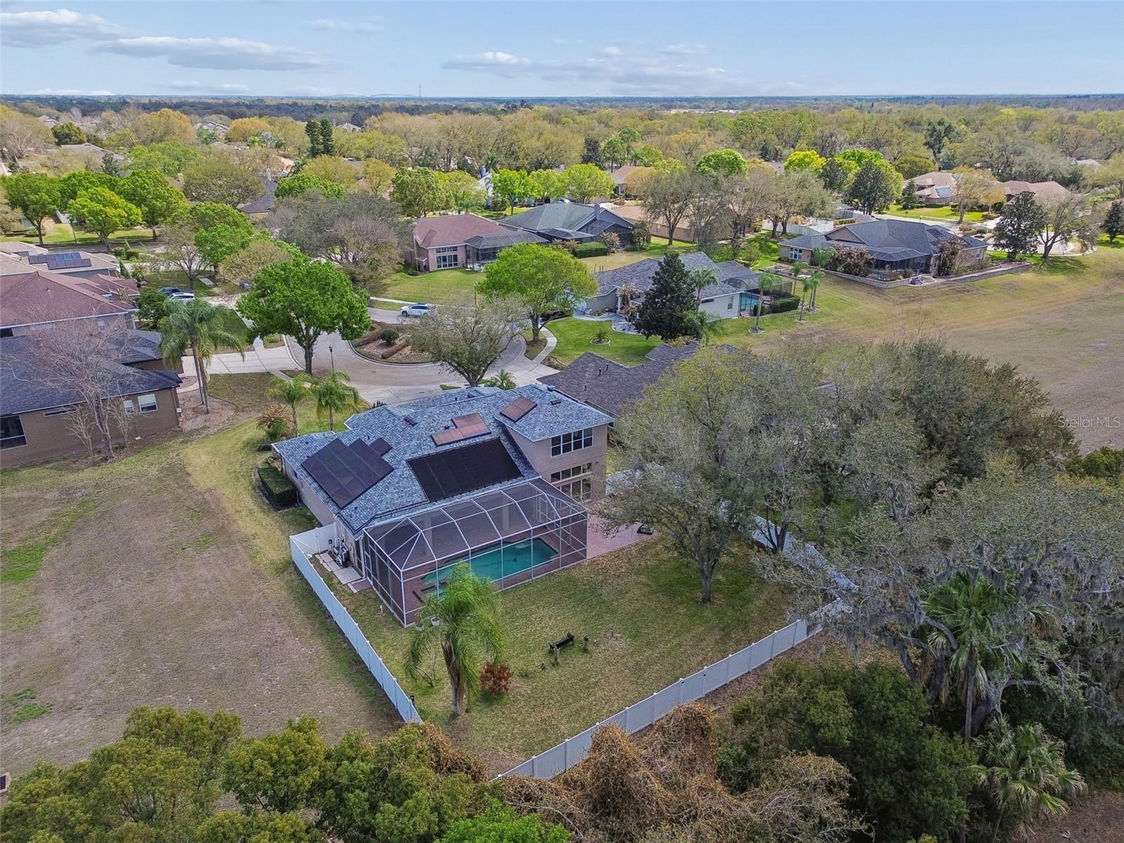 HILLSIDE - Residential