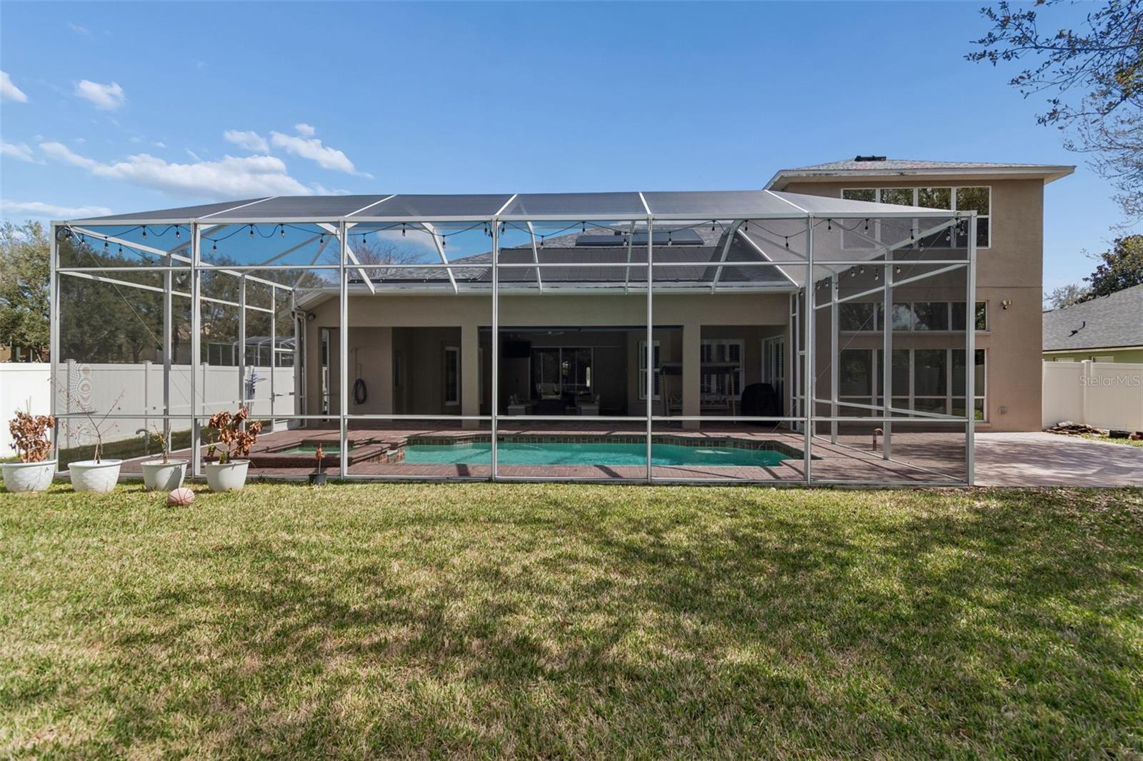 HILLSIDE - Residential