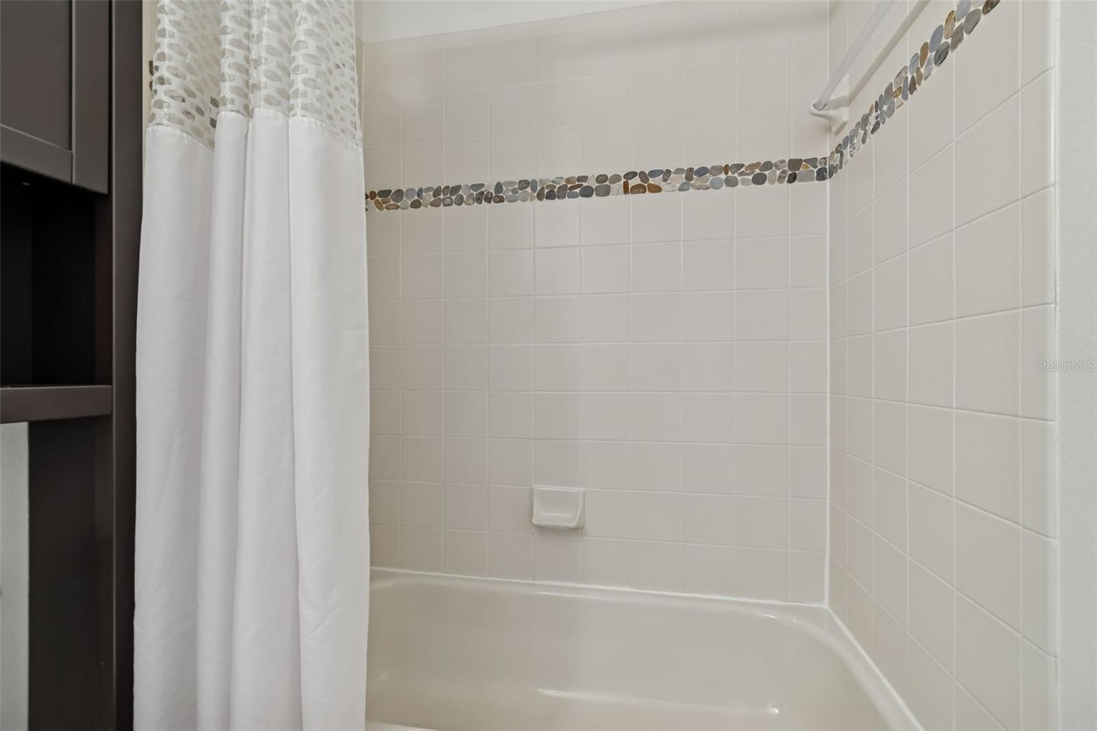 HILLSIDE - Residential