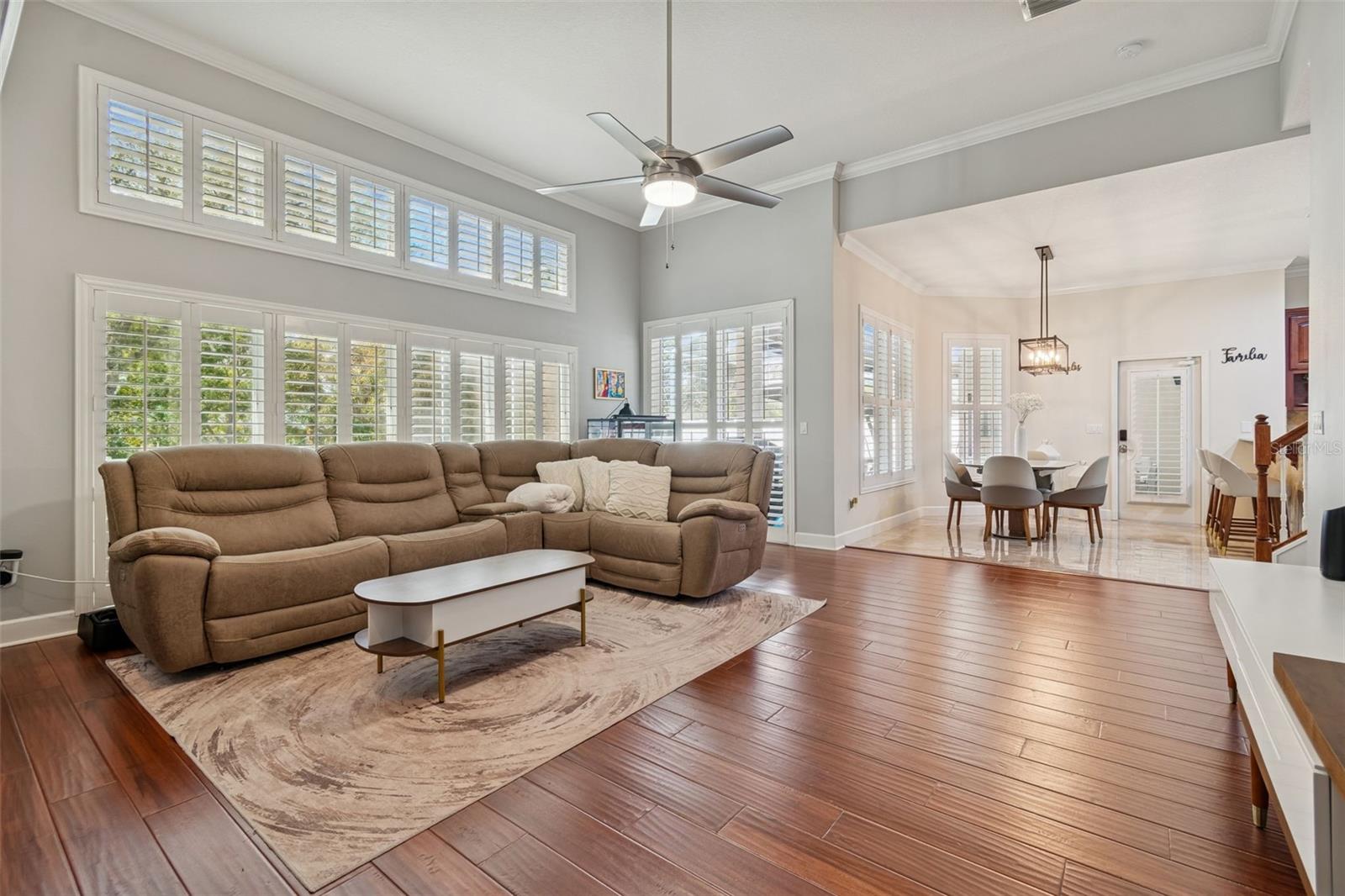 HILLSIDE - Residential