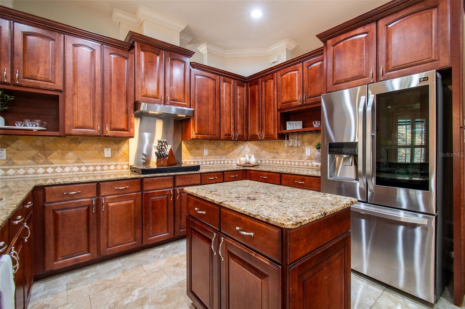 HILLSIDE - Residential