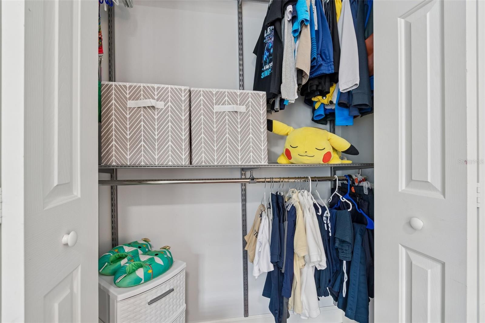 HILLSIDE - Residential