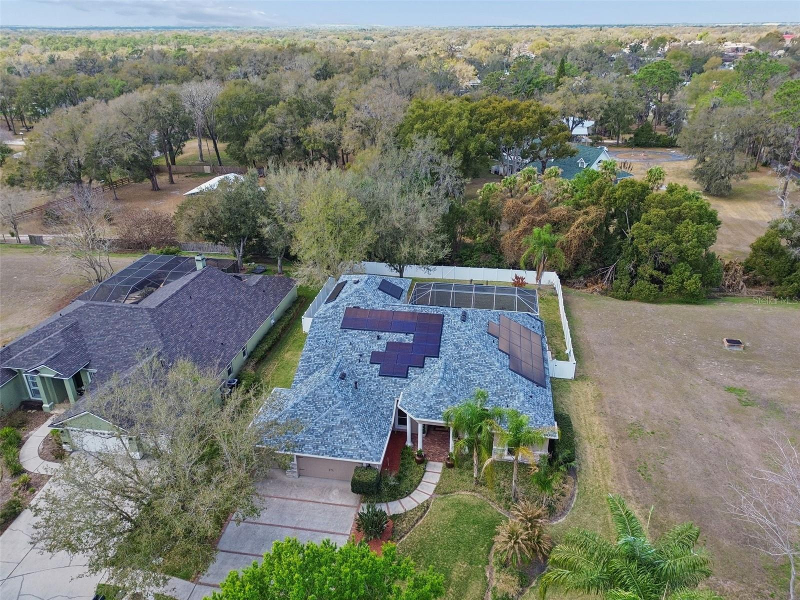 HILLSIDE - Residential