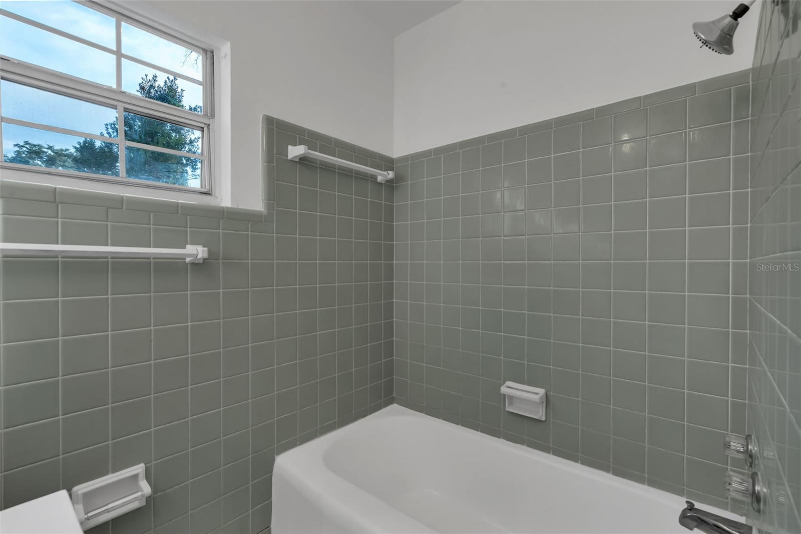 WEST COLONIAL HEIGHTS - Residential Lease