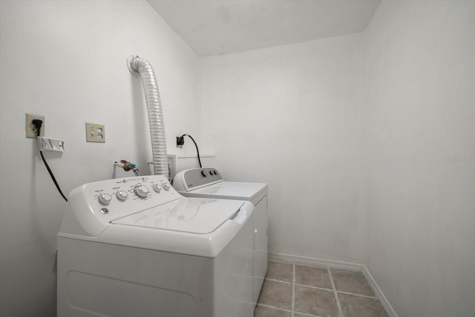 SUNSET BEAUTIFUL - Residential